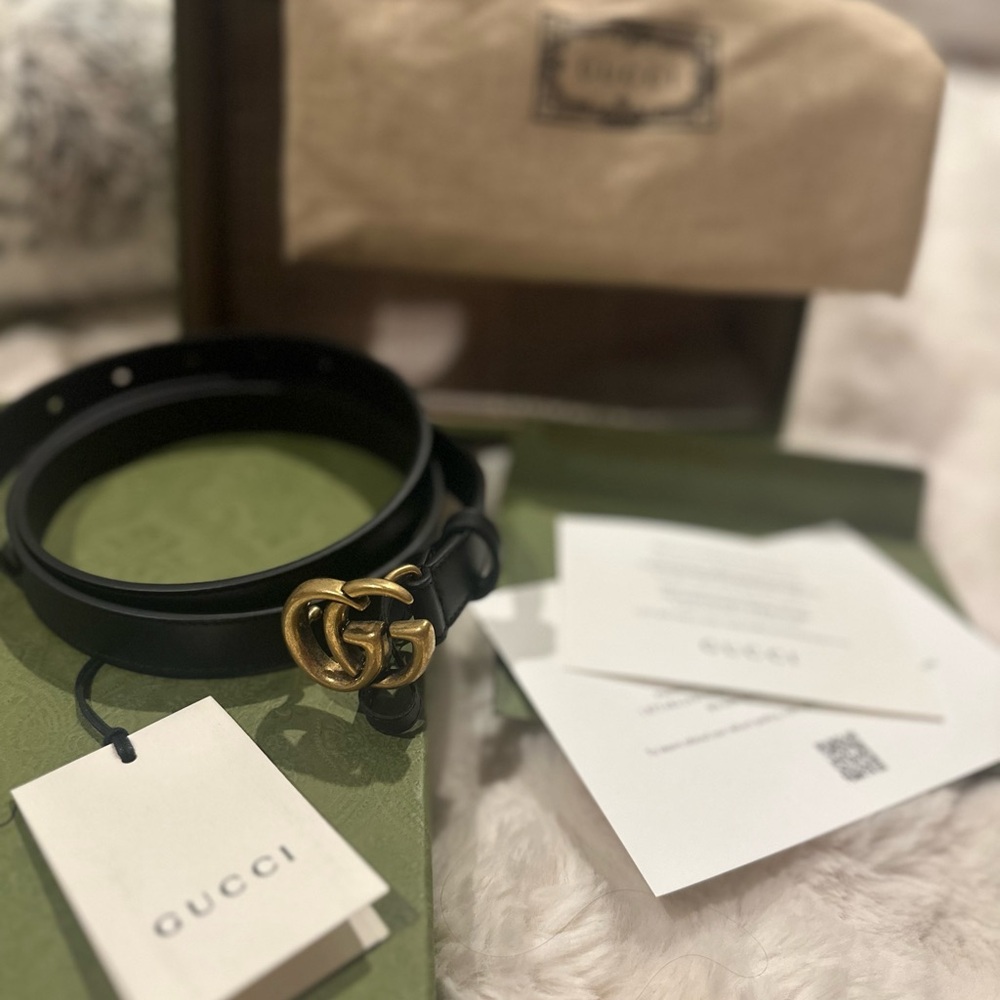 Gucci Black Leather Belt with Silver Buckle - Picture 8 of 11